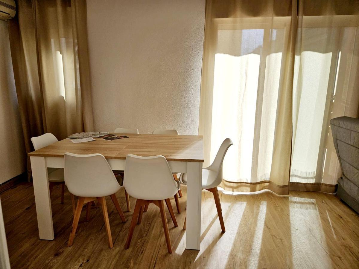 Apartamento Familiar En Triana Sevilla Exterior foto