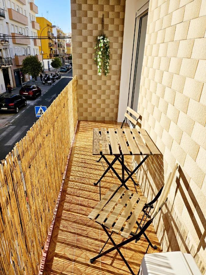 Apartamento Familiar En Triana Sevilla Exterior foto