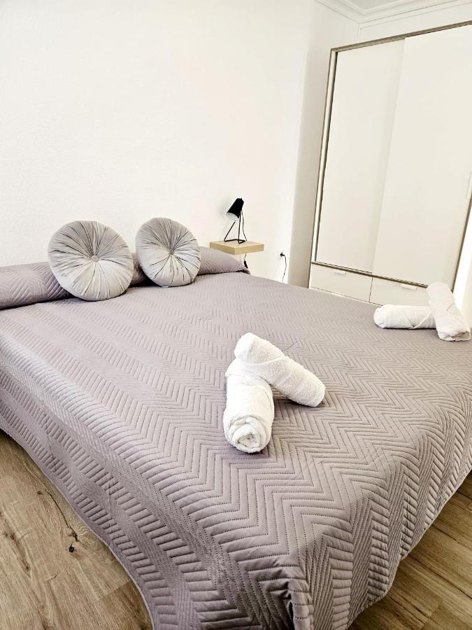 Apartamento Familiar En Triana Sevilla Exterior foto